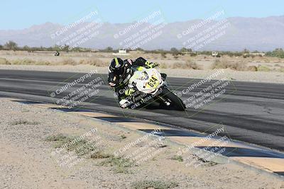 media/Nov-01-2025-CVMA (Sat) [[fc0f7531b8]]/Race 11-Amateur Supersport Open/